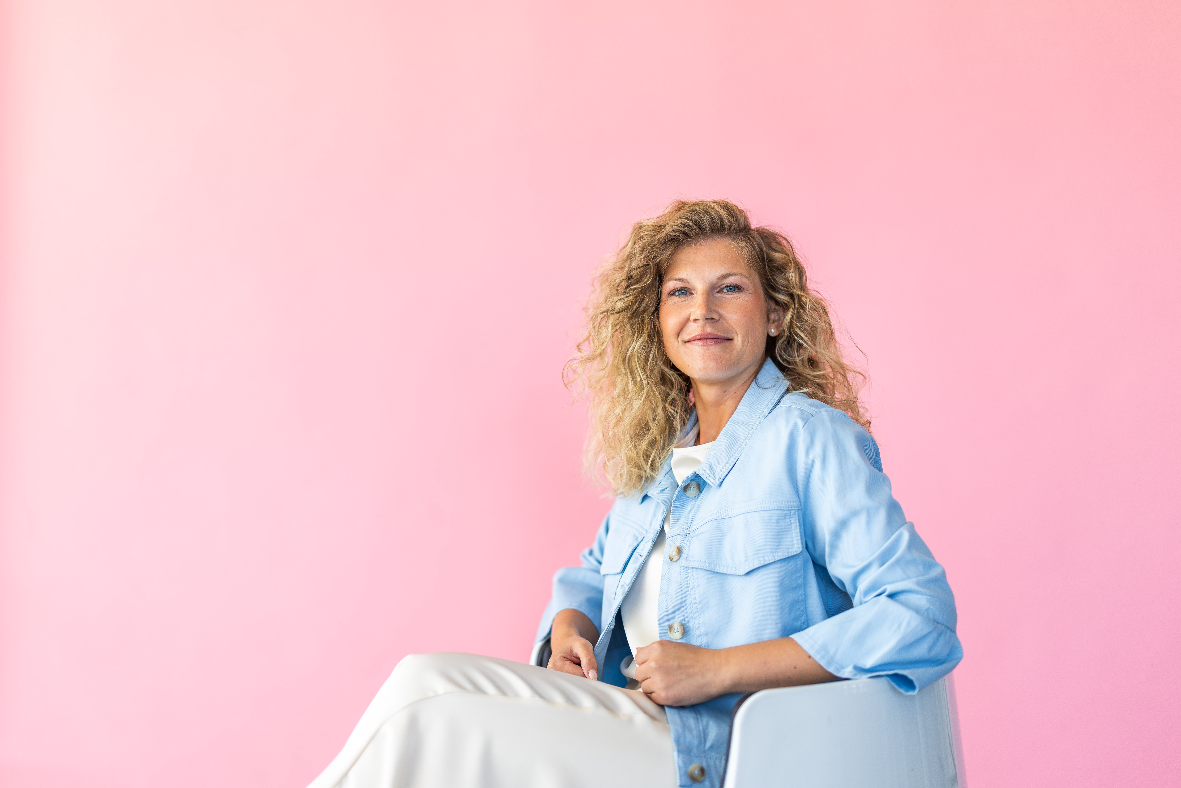 Tünde Hajnalka Papdán-Timár, Psychologische Psychotherapeutin